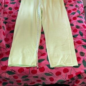 Champion Green Ankle Cropped Pants